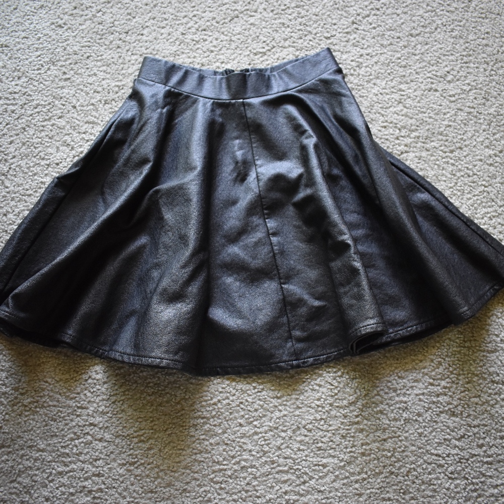 ASO Aria Montgomery Top Shop faux leather skirt - Picture 2 of 5